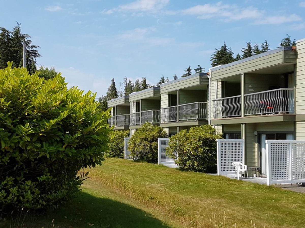 Airport Inn Port Hardy Exteriör bild