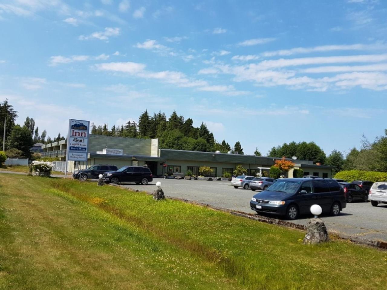 Airport Inn Port Hardy Exteriör bild